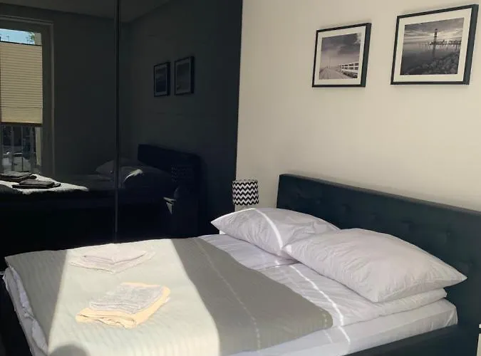 Nowoczesny Iii Al. Nmp * צ'סטוצ'ובה